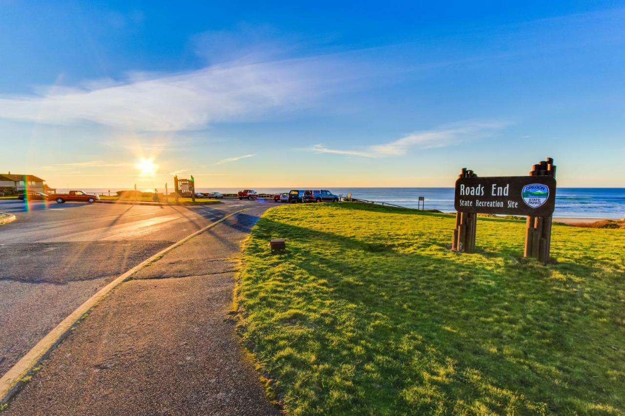 Ocean View Terrace Apartment Lincoln City Exterior photo